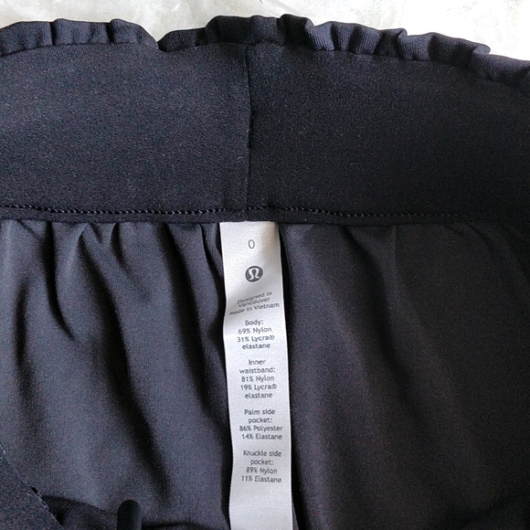 Women lululemon pants - Picture 6 of 6